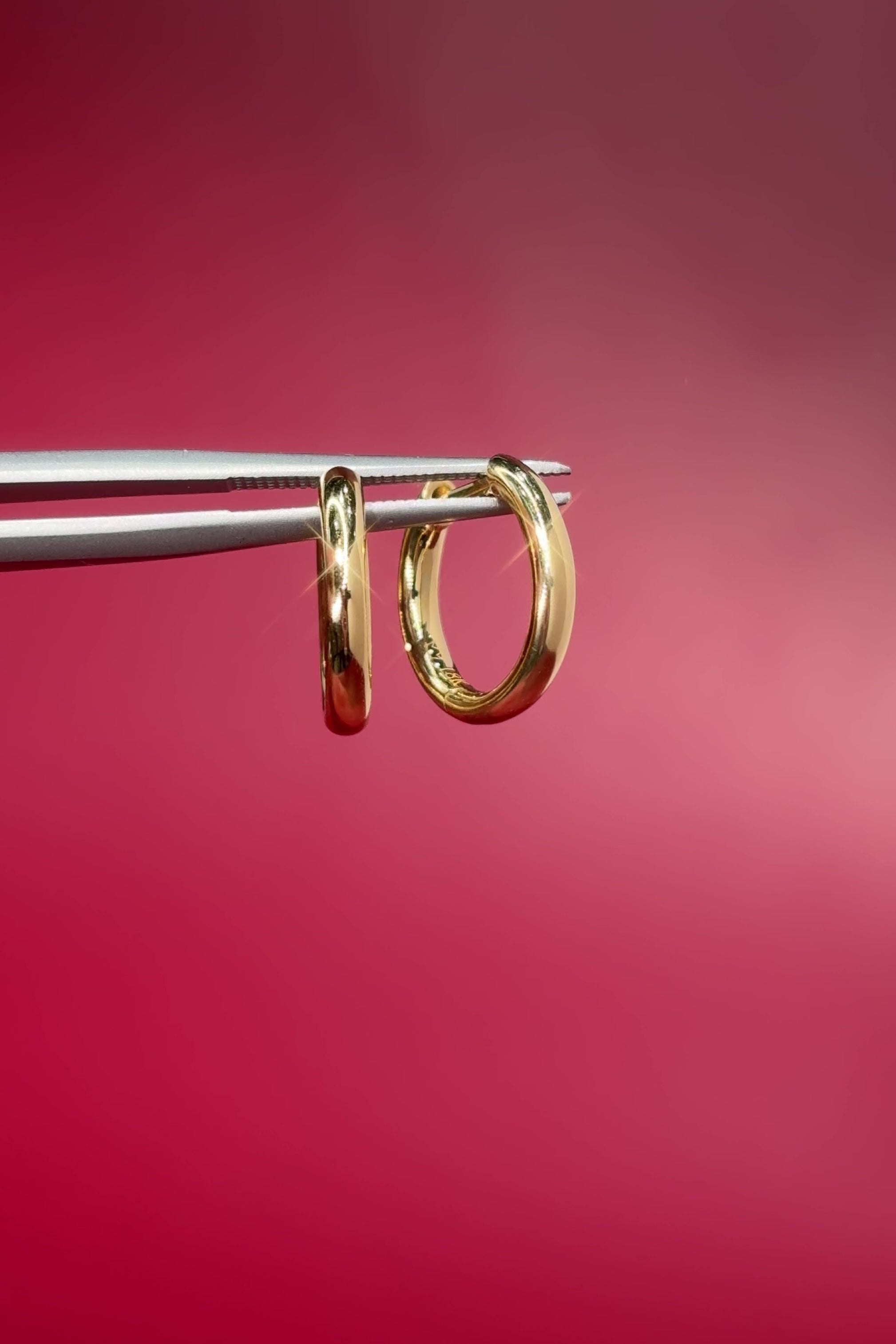 13x2mm Core High Polish Hoop 18k Yellow