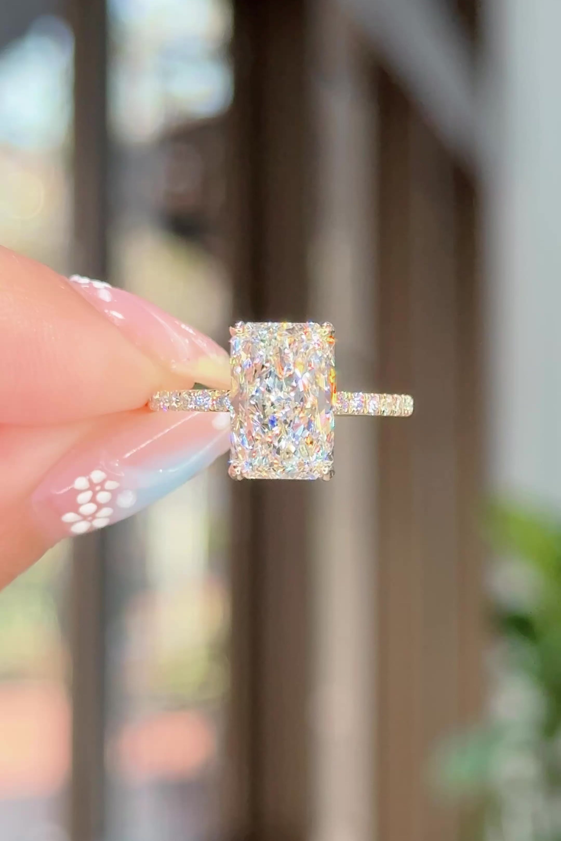 3.00ct D-VS1 Radiant Lab Diamond Stephanie