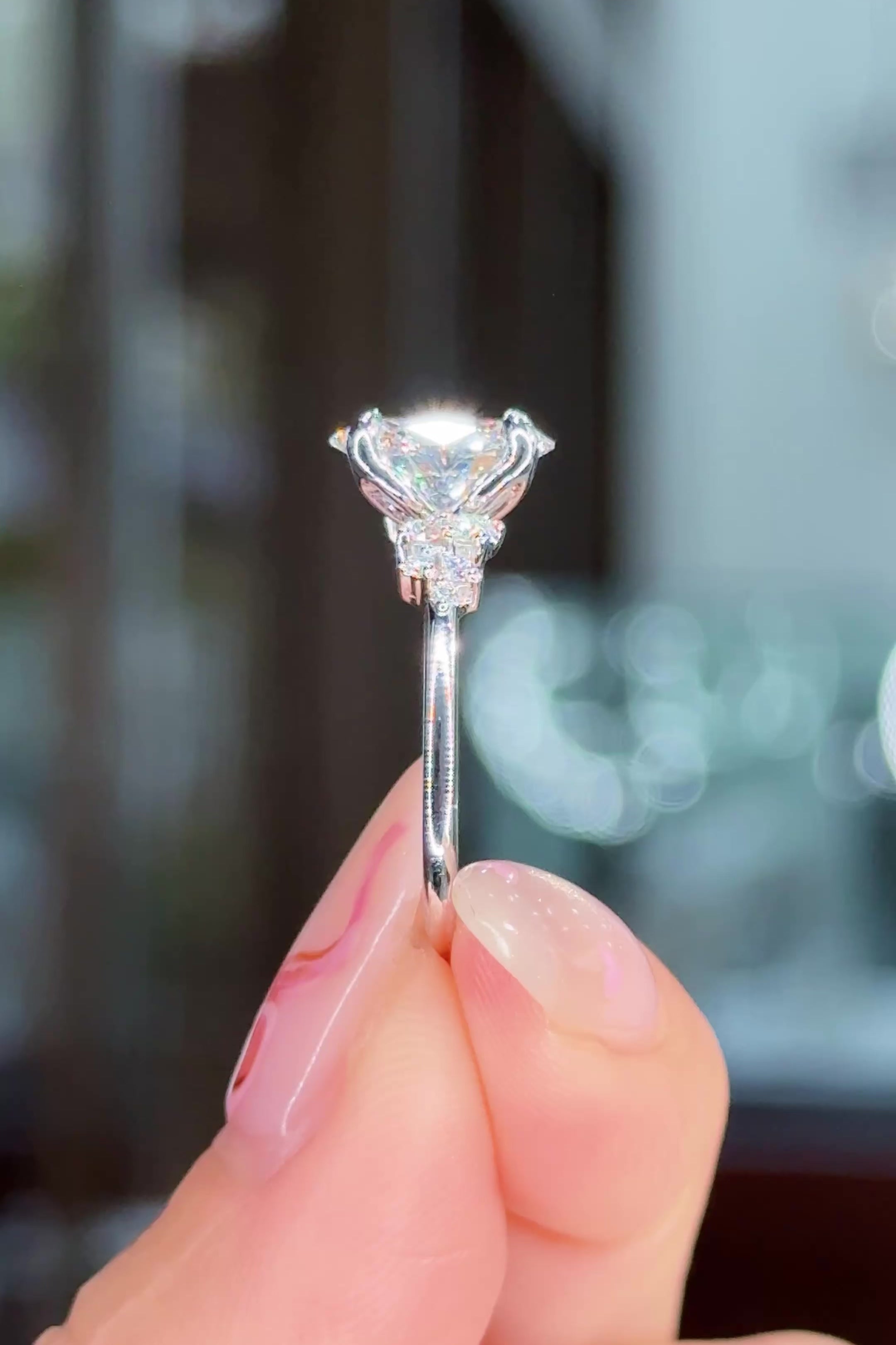 1.72ct E-VS1 Oval Lab Diamond Nova