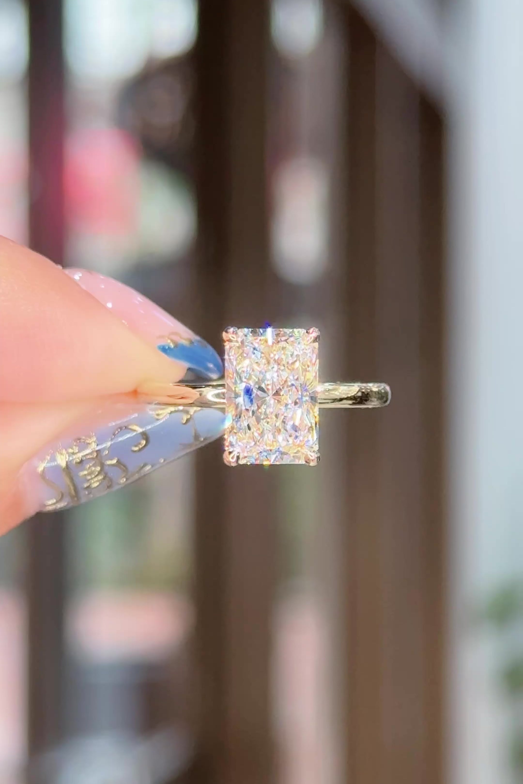 2.58ct D-VVS2 Radiant Lab Diamond Kayla