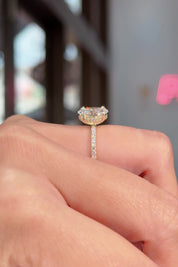 1.87ct D-VS1 Oval Lab Diamond Kayla