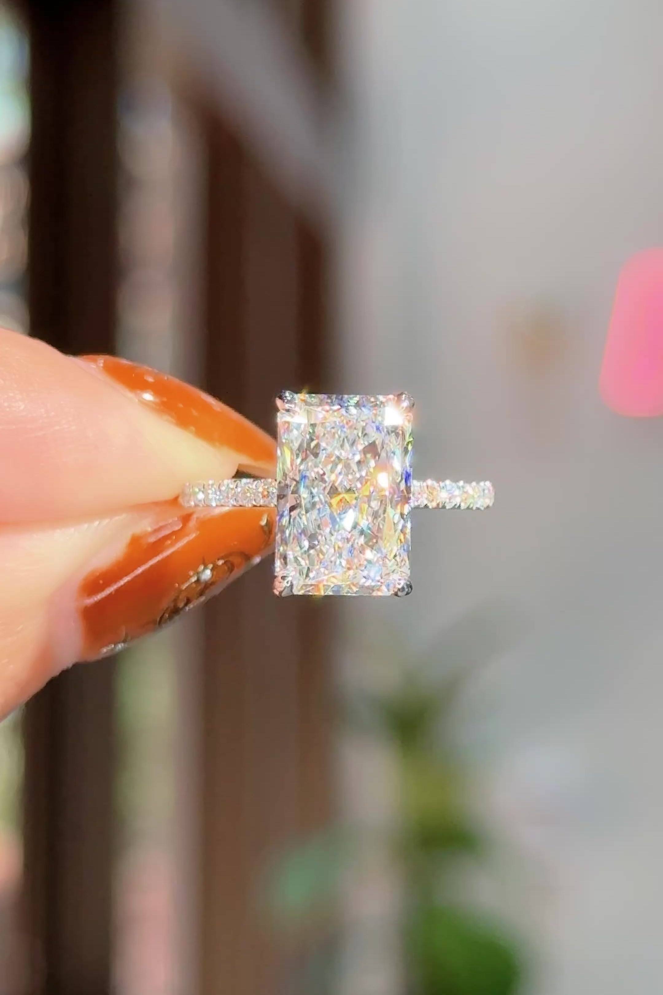 4.04ct D-VS1 Radiant Lab Diamond Stephanie