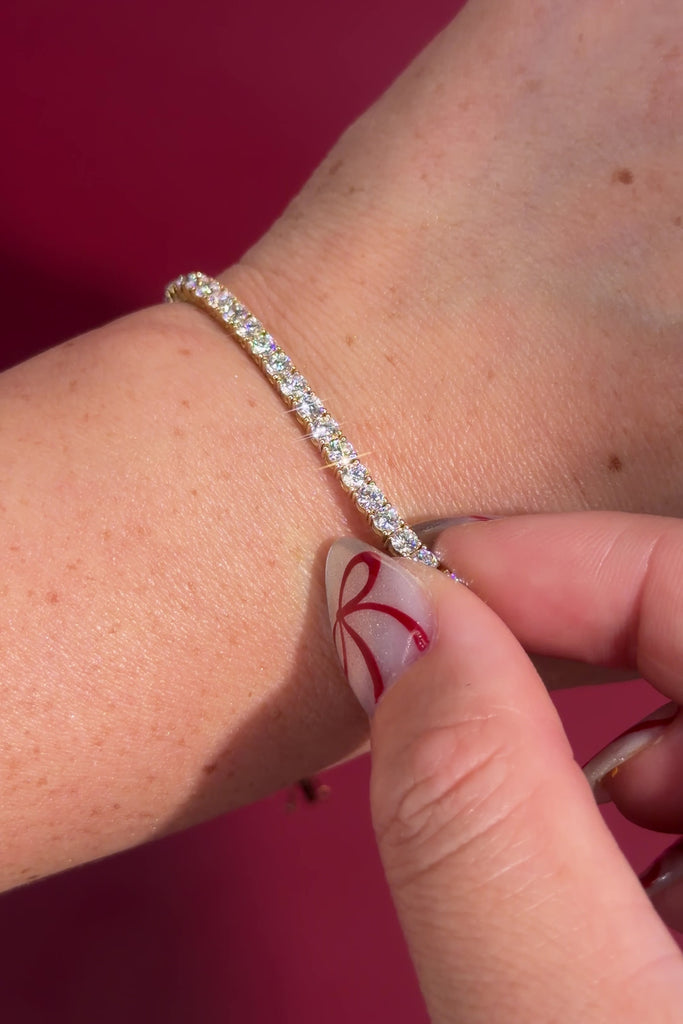 5.60ct Tennis Bracelet Yellow Gold