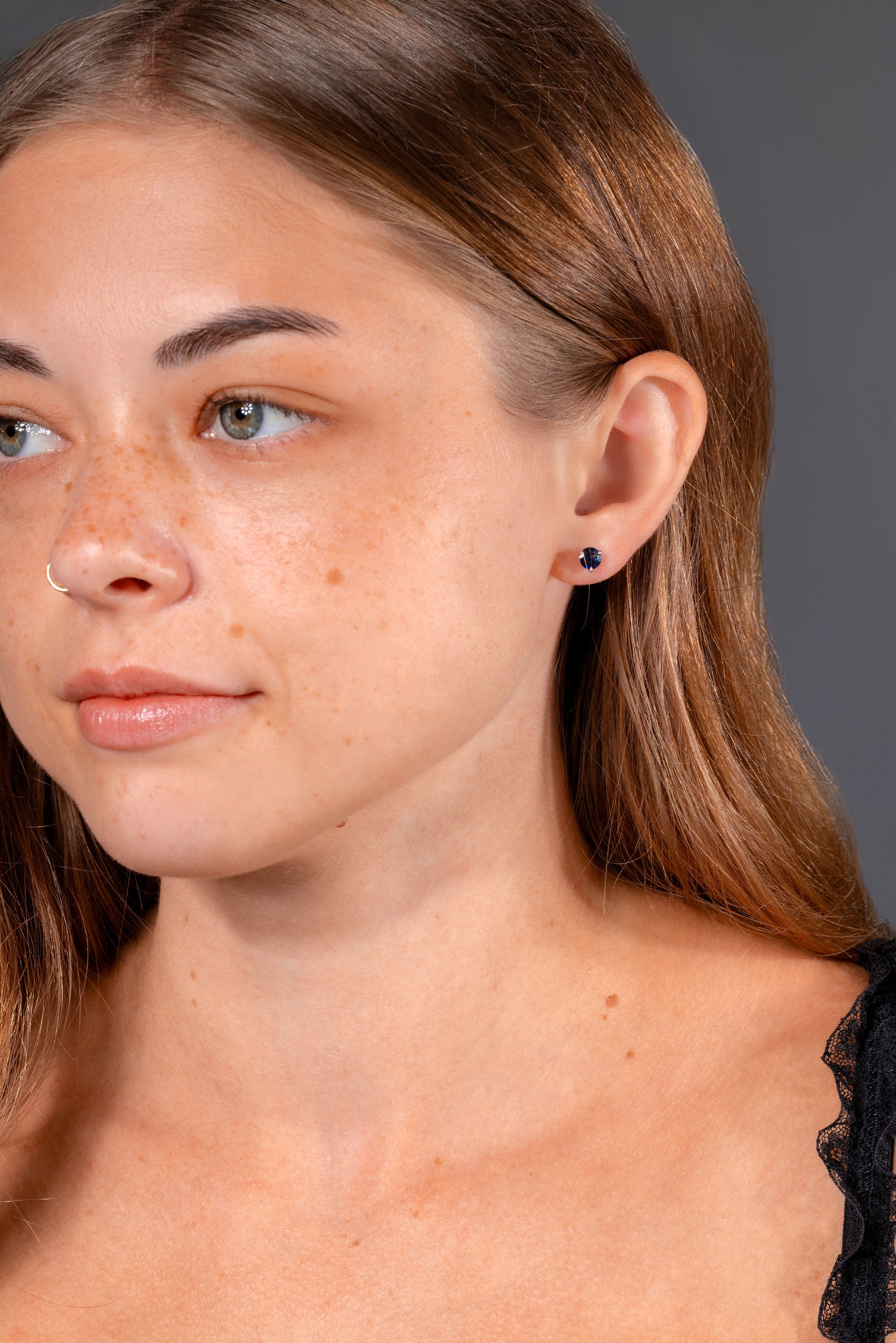 sapphire-studs-white-gold.jpg