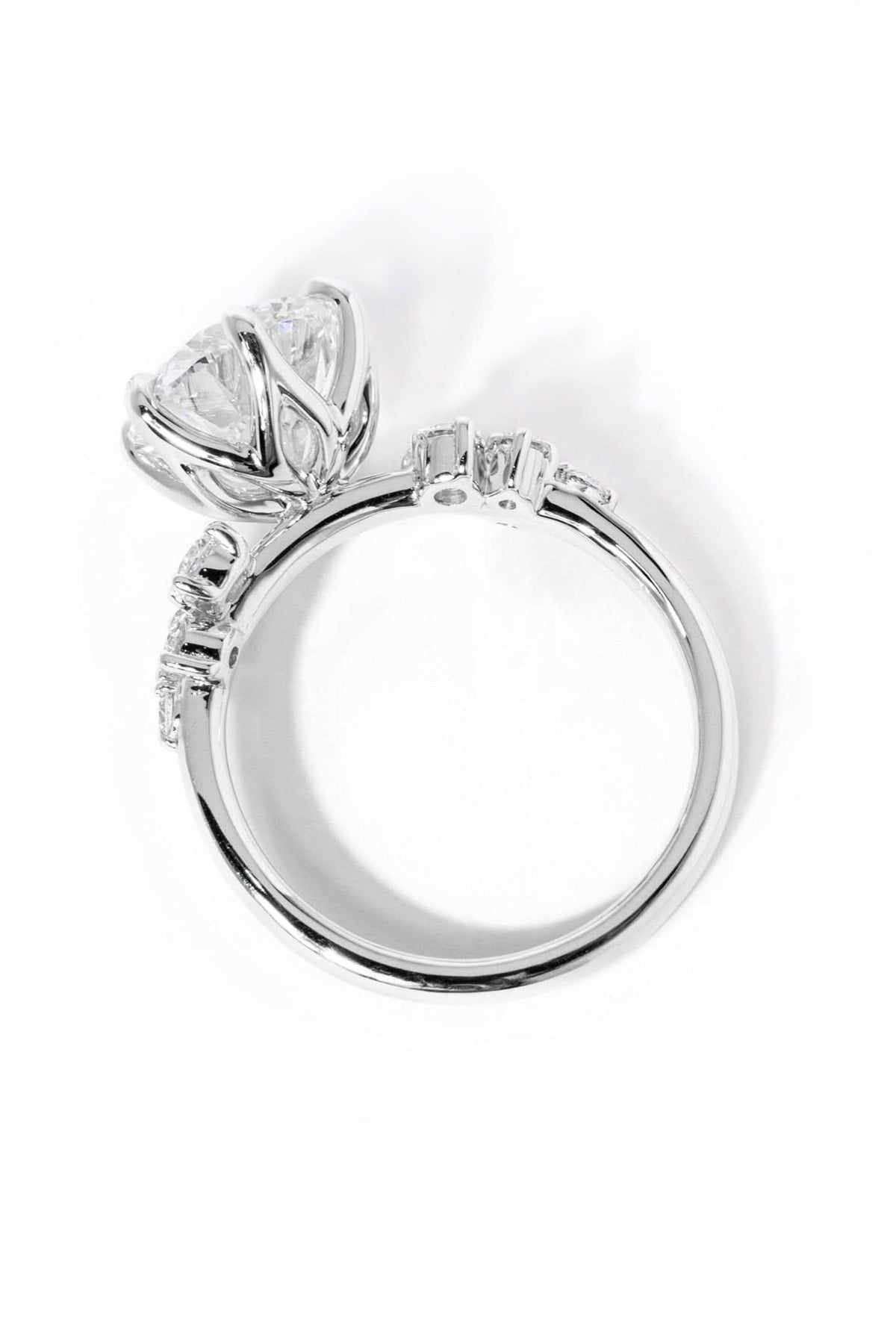 Supernova Round - PBD Engagement Rings