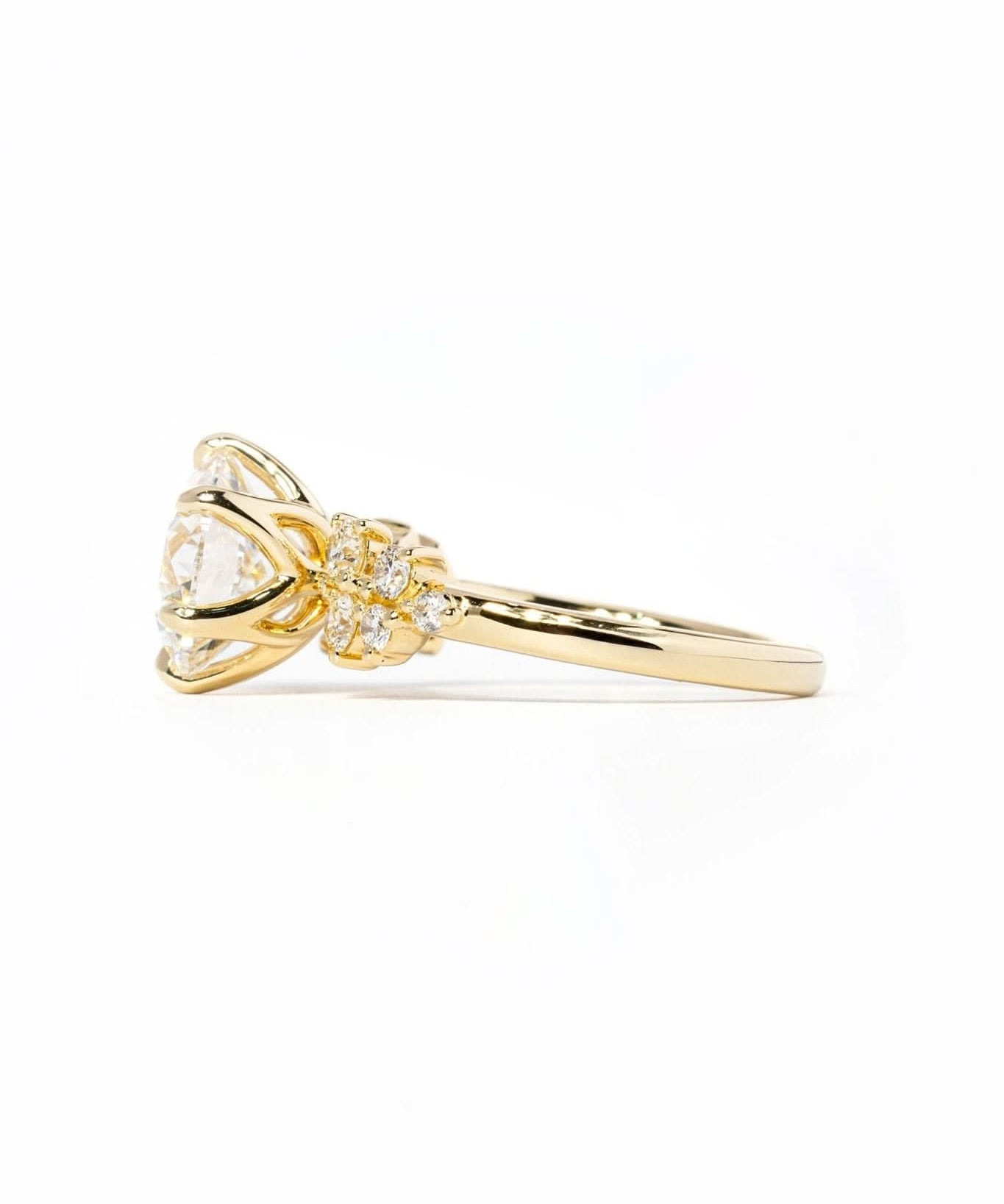 Supernova Round - PBD Engagement Rings