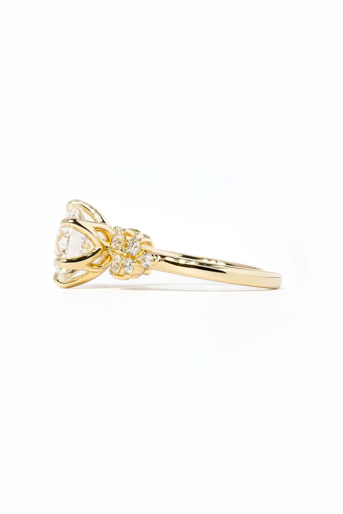 Supernova Round - PBD Engagement Rings