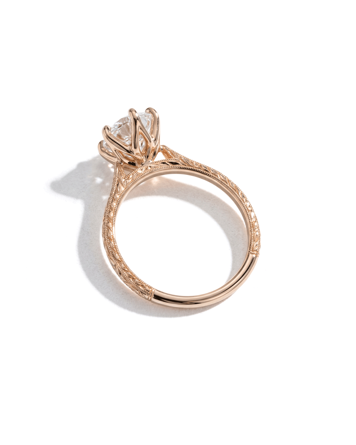 Victoria 6 Prong Oval hand Engraved