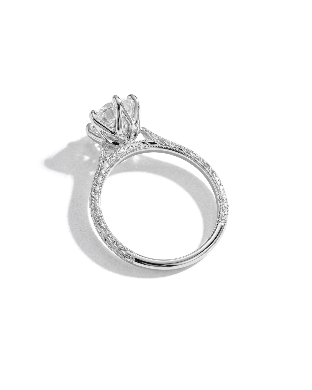 Victoria Oval 6 Prong Hand Engraved