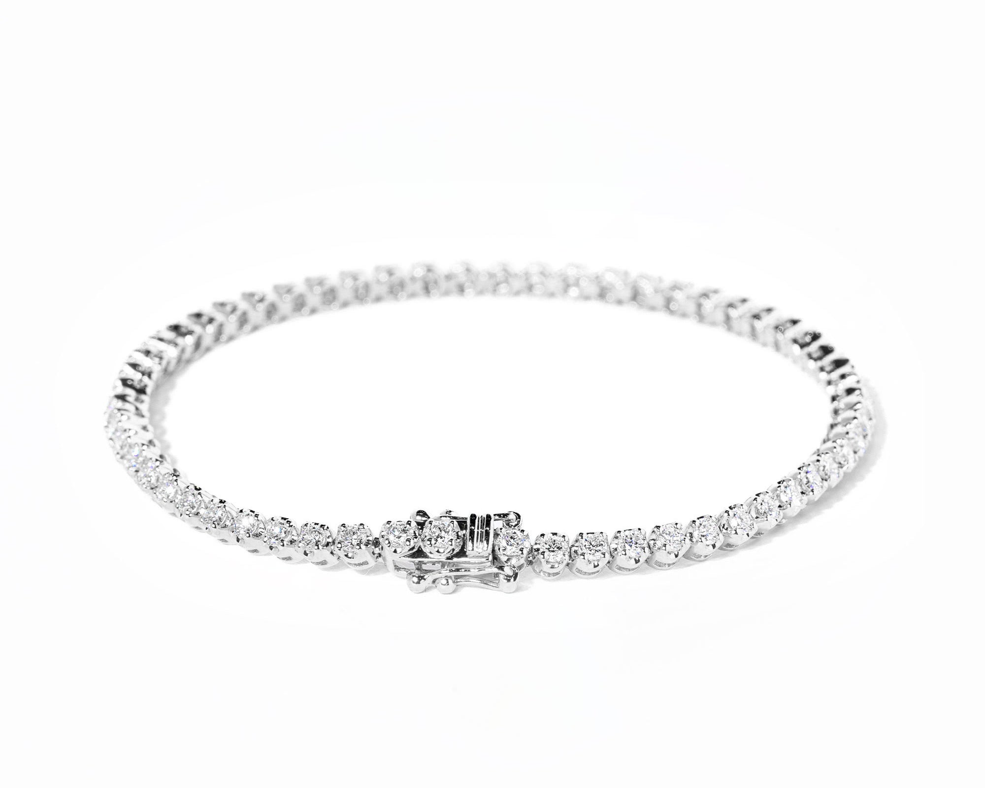 yellow-gold-buttercup-clasp-white.jpg