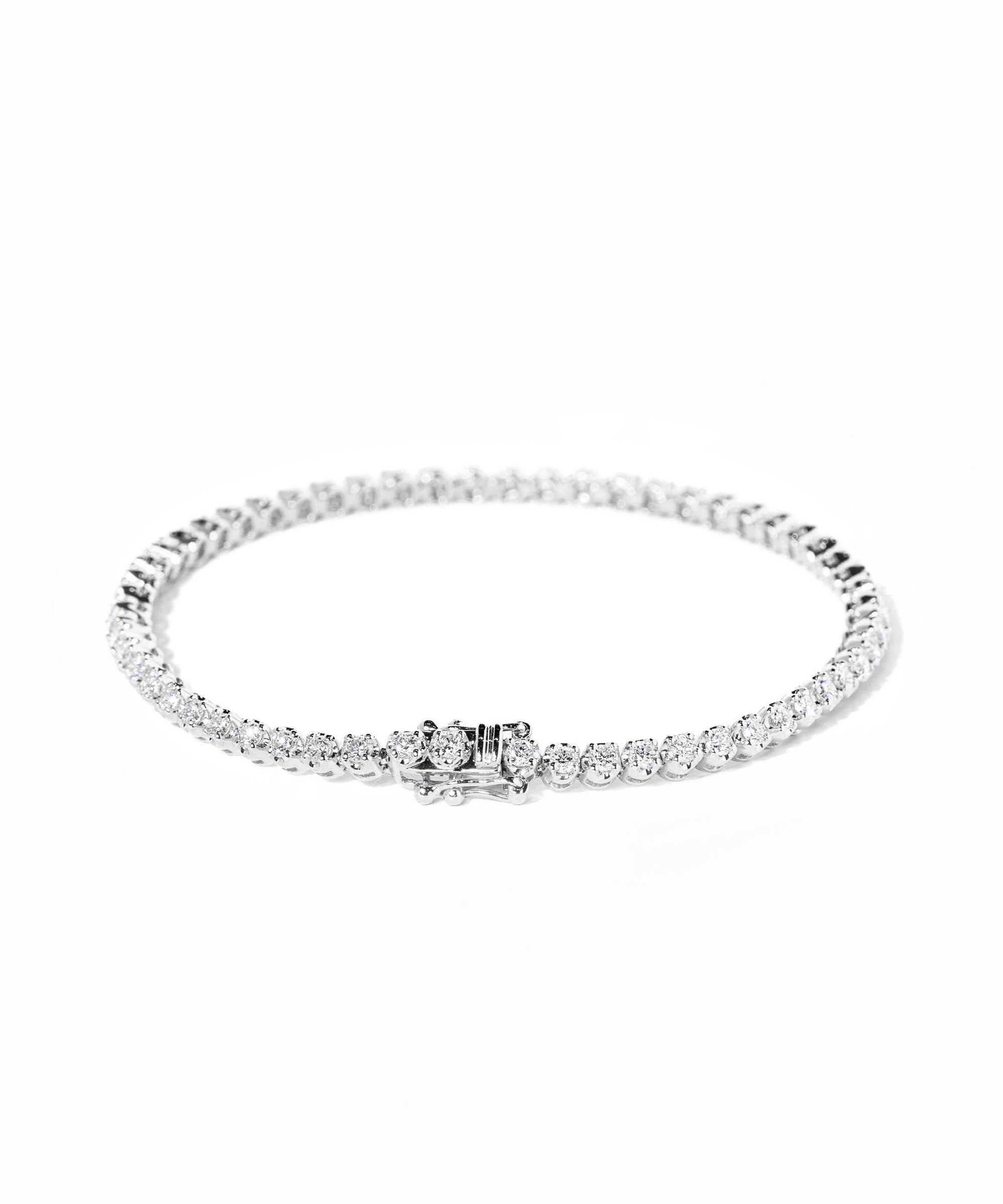 yellow-gold-buttercup-clasp-white.jpg