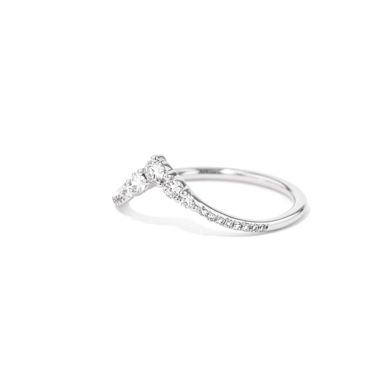 1.3mm Graduating Diamond Chevron Ring Ring Princess Bride Diamonds 