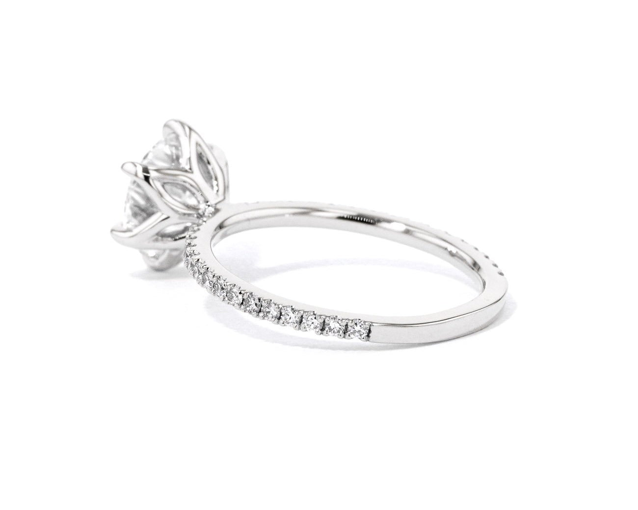 1.4mm Caraline Round Engagement Rings Princess Bride Diamonds 