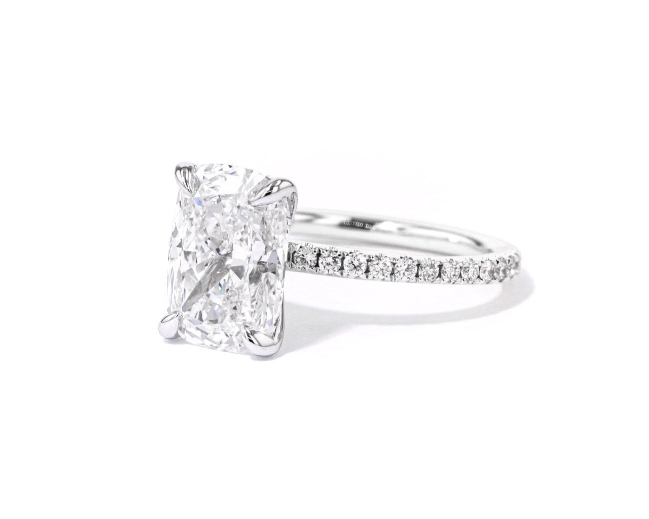 1.6mm Juliette Elongated Cushion Engagement Rings Princess Bride Diamonds 