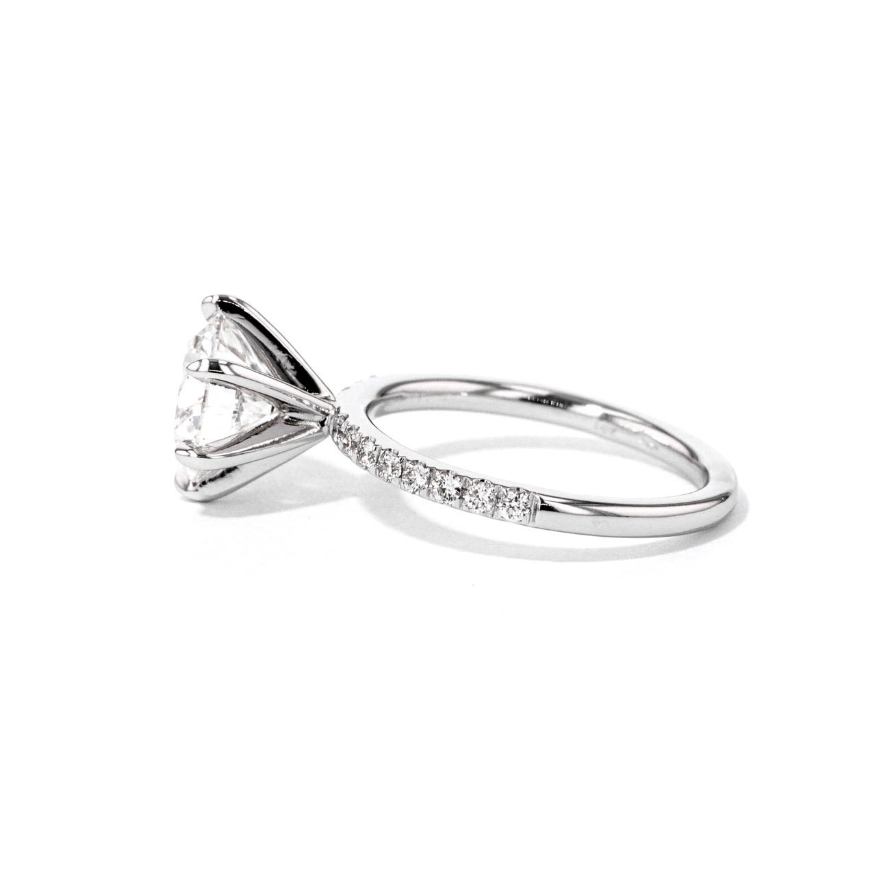 1.6mm Juliette Round Engagement Rings Princess Bride Diamonds 