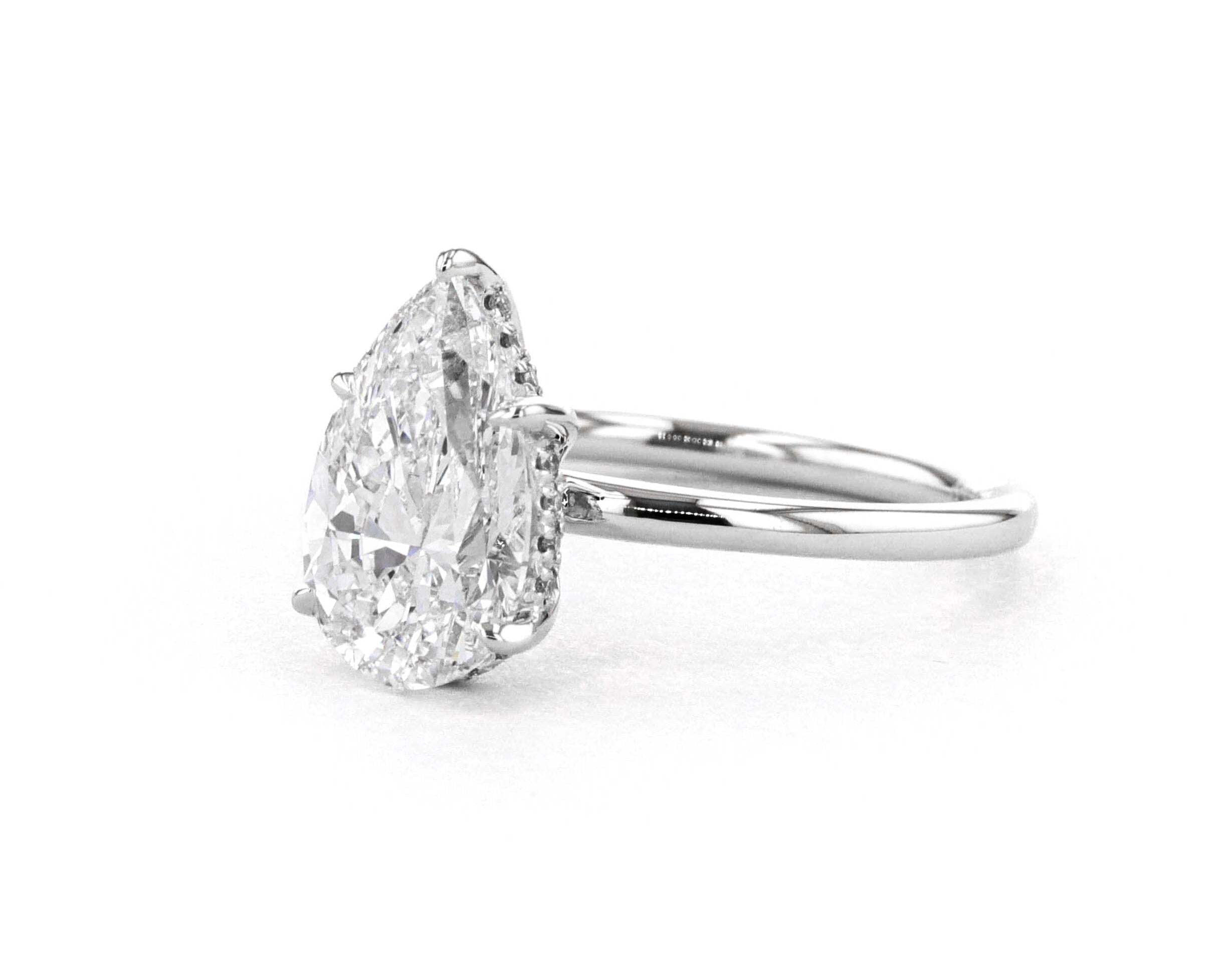 1.6mm Kayla Pear High Polish Engagement Rings Princess Bride Diamonds 