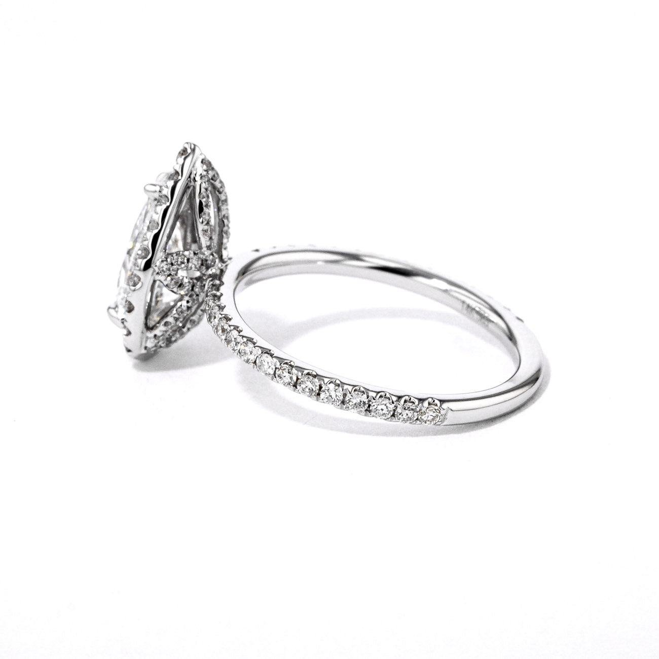 1.6mm Leilani Pear Engagement Rings Princess Bride Diamonds 