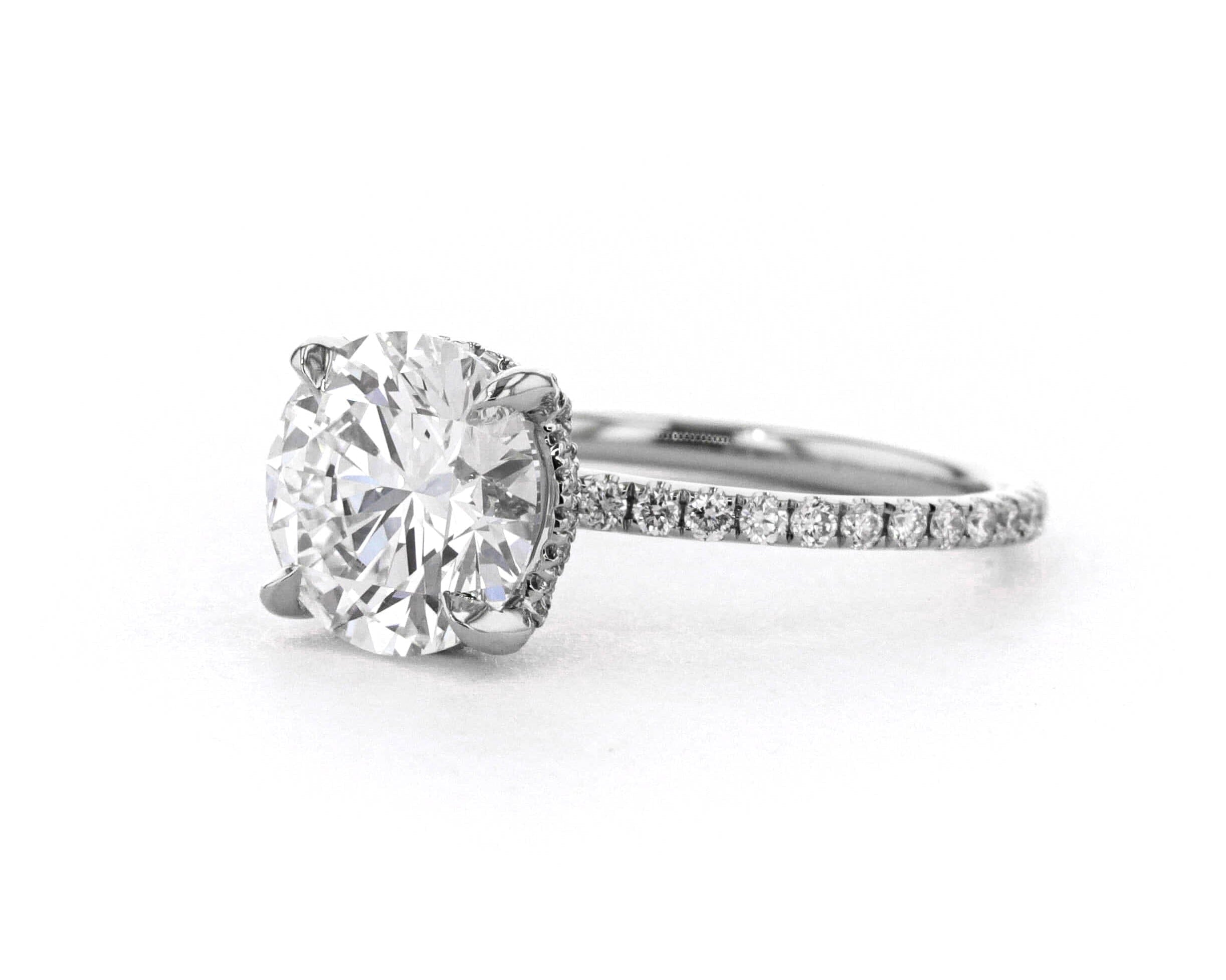 1.6mm Shelby Round Engagement Rings Princess Bride Diamonds 