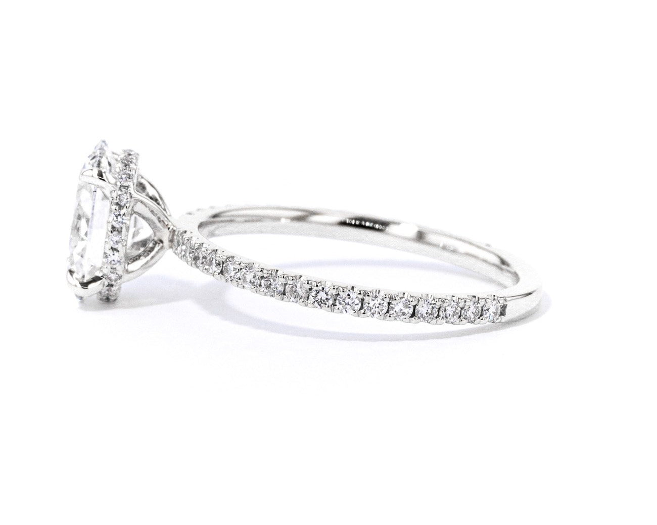 1.6mm Stephanie Oval Engagement Rings Princess Bride Diamonds 