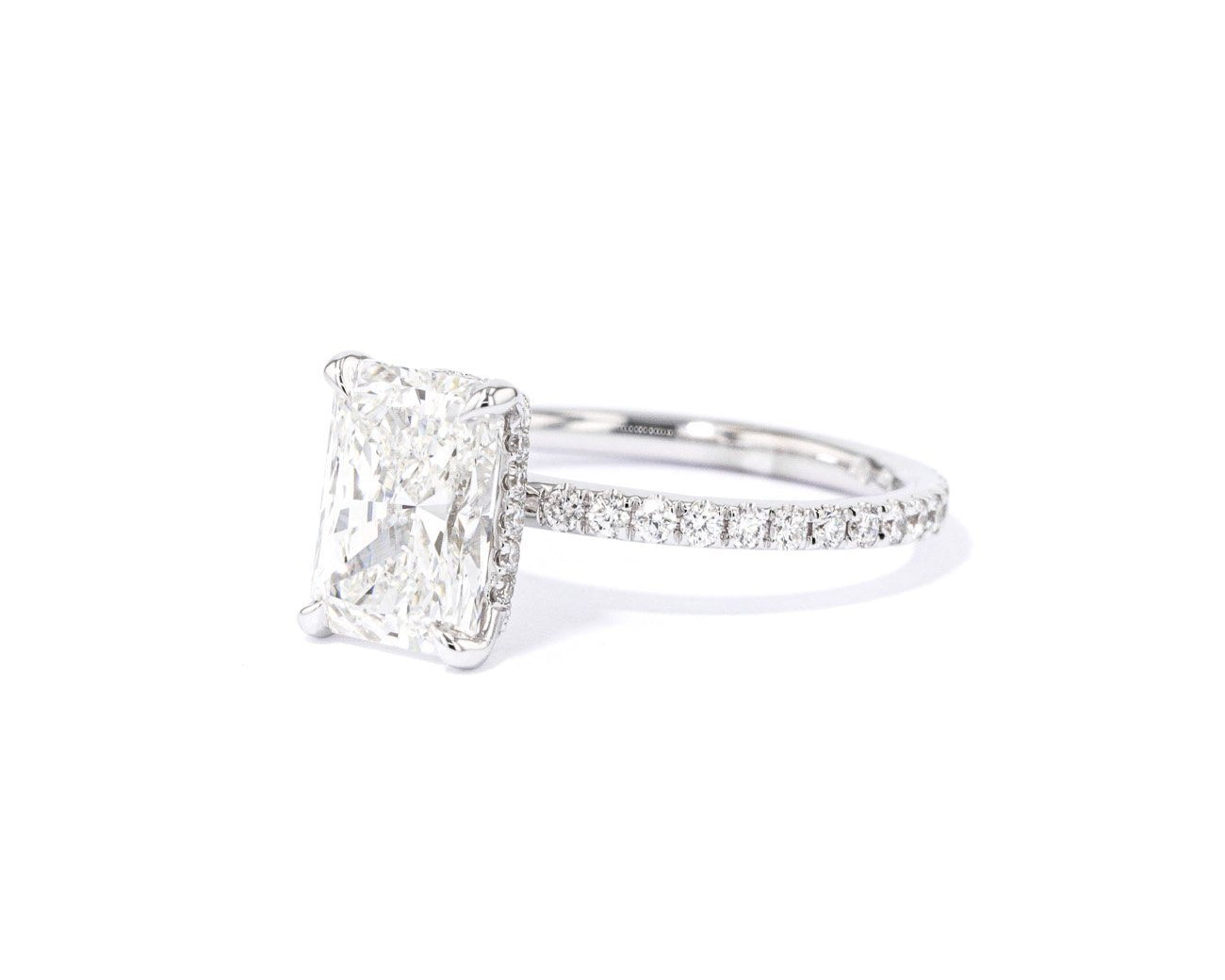 1.6mm Stephanie Radiant Engagement Rings Princess Bride Diamonds 