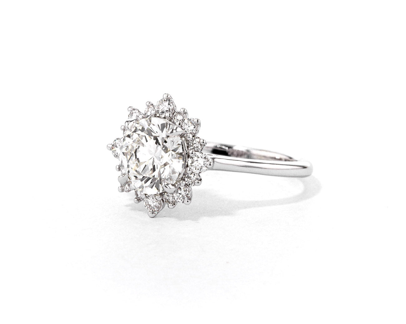 1.8mm Duchess Round Engagement Rings Princess Bride Diamonds 