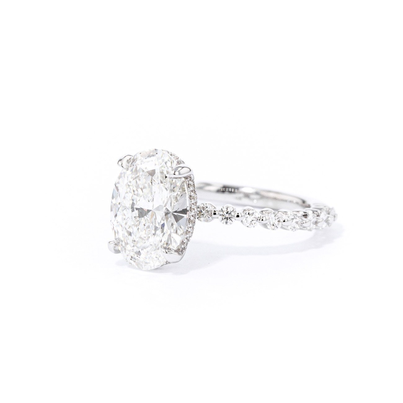 1.8mm Sabrina Oval Engagement Rings Princess Bride Diamonds 