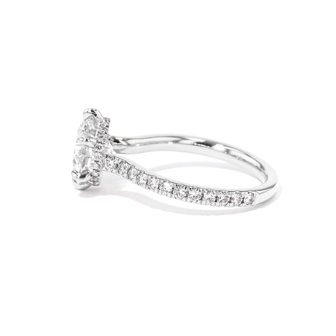 2.0mm Nicole Round Engagement Rings Princess Bride Diamonds 