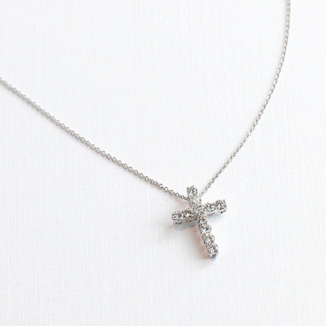Six Diamond Cross Pendant Necklace | Lee Michaels Fine Jewelry